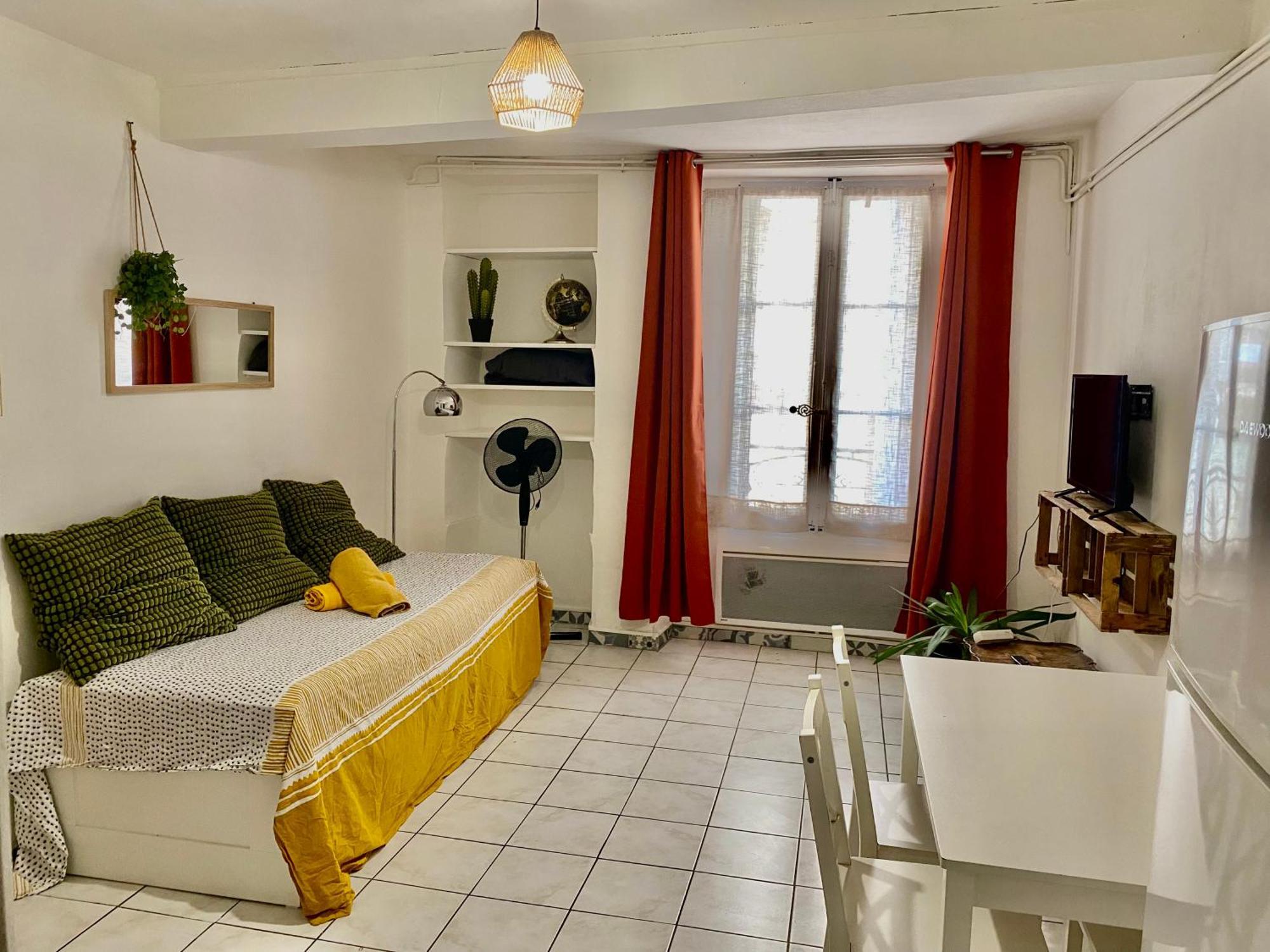 1-Centre-Ville Studio 25M2 Box A Bagages Gratuits Carcassonne Esterno foto